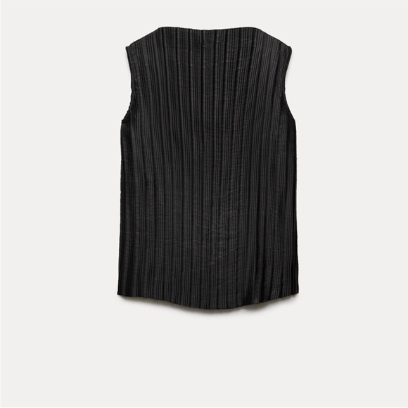 ZARA Black Pleated Set - Picture 3 of 5
